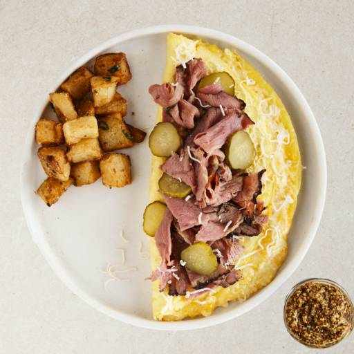 Omelette Montréal Smoked meat / Smoked Meat with Swiss Cheese Omelet