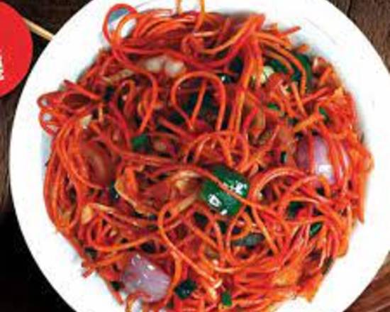 Schezwan Hakka Noodles (500 gm) (Spicy)