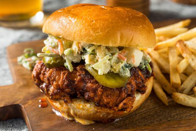 Sandwich au poulet croustillant / Crispy Chicken Sandwich
