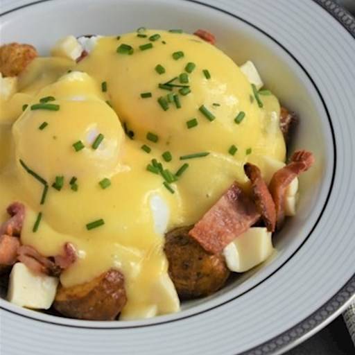 Lachance Poutine Benedictine / Lachance Poutine Benedict