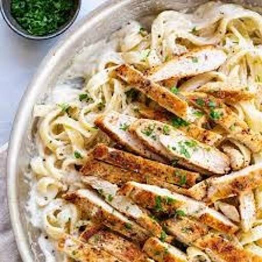 Fettuccini au Poulet / Chicken Fettuccine