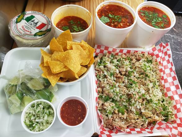 Kit for 4 - Pozole and Tacos