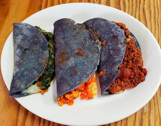 3 Quesadillas