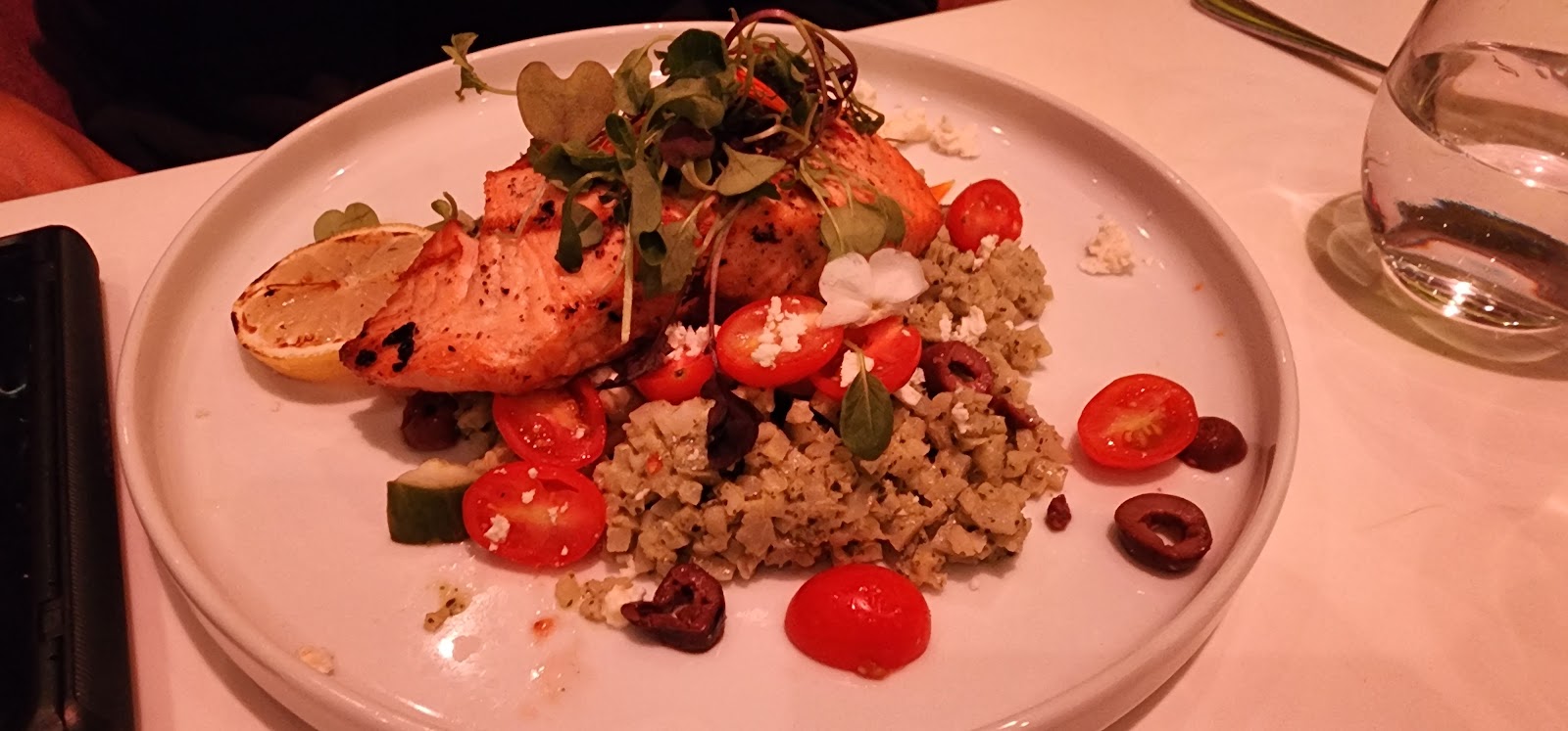 Houston Avenue Bar & Grill preview 3