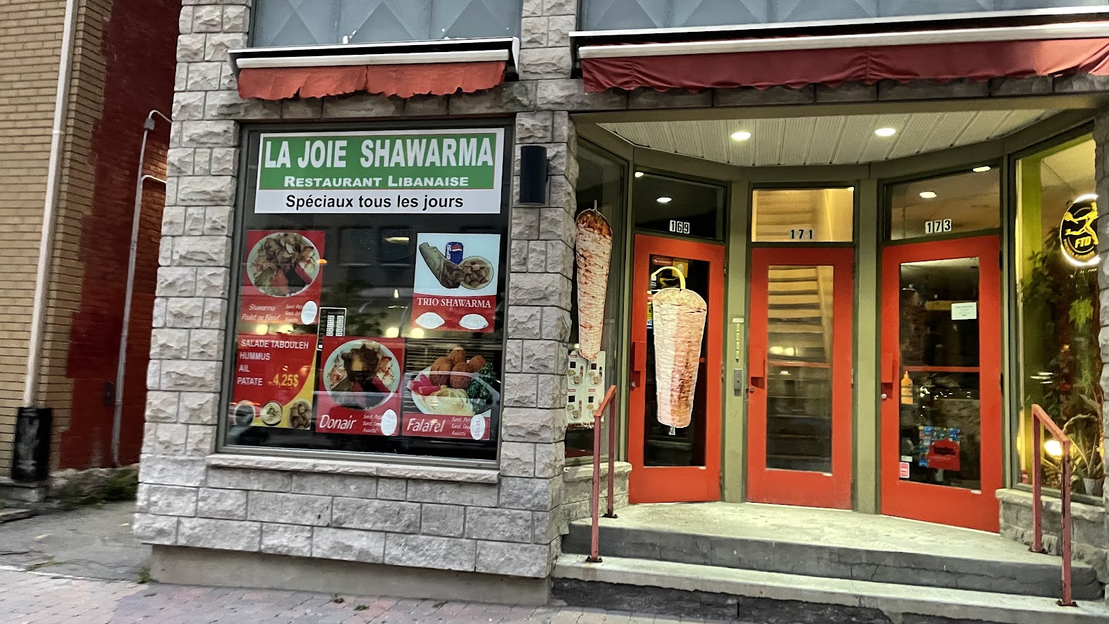 La Joie Shawarma preview 2
