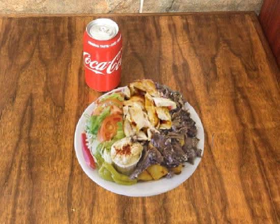 Combo #1: Plat de Shawarma + Boisson / Shawarma Plate + Drink