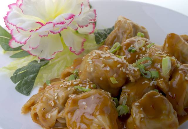 14. Hunan (beignets / Dumplings)