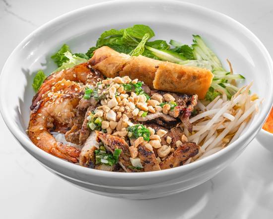 D6 Crevettes Géantes au basilic Vermicelles / Jumbo shrimps with basil Vermicelli