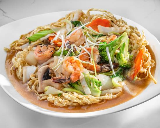 D14 Crevettes Nouilles Aux Oeufs Frits / Shrimp Crispy Egg Noodles