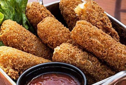 Bâtonnets de Fromage / Cheese Sticks