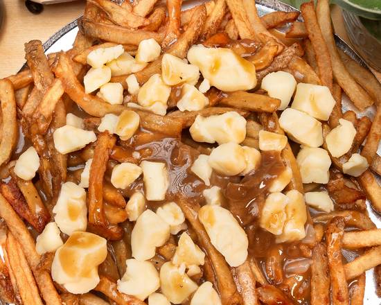 Poutine Classique / Classic Poutine