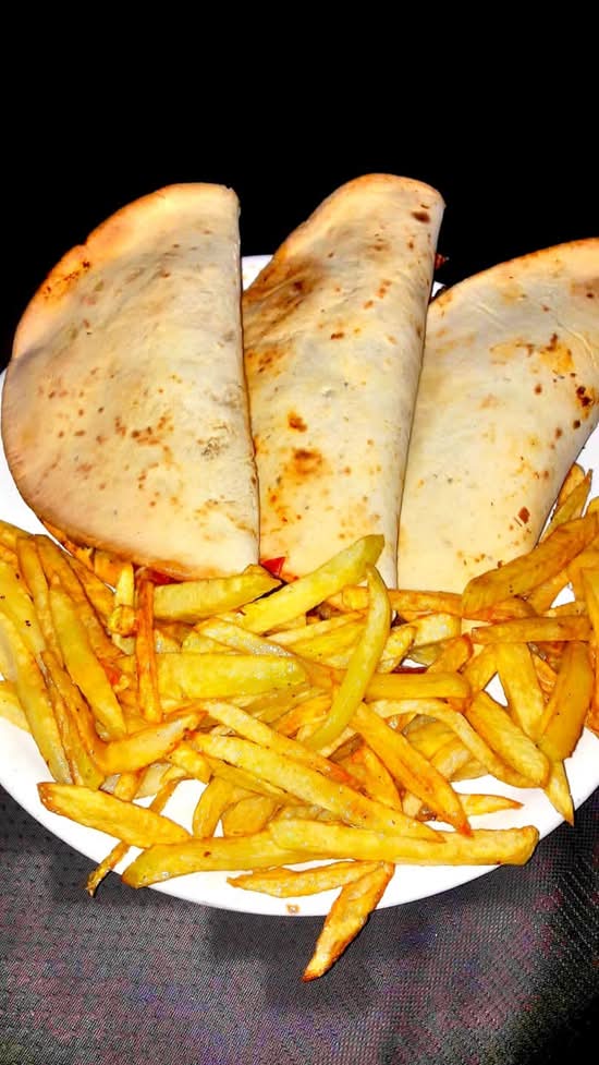 Trio Sandwich Makloub Poulet