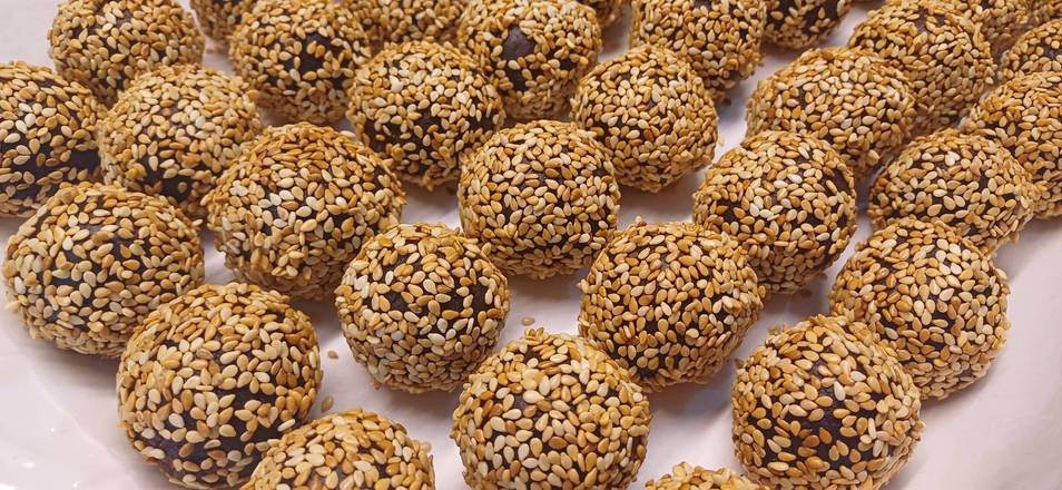 Dattes farcies aux noix ( 2 morceaux)