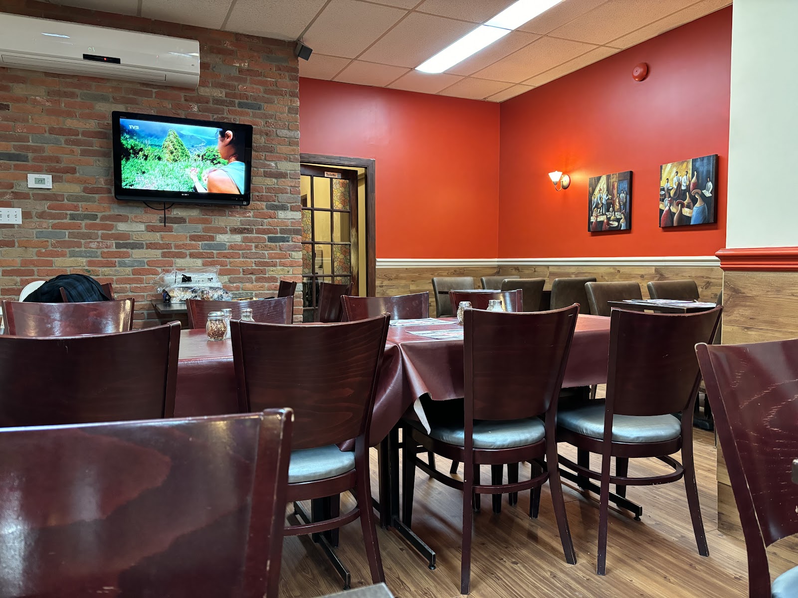 Restaurant Chez Gerry preview 2