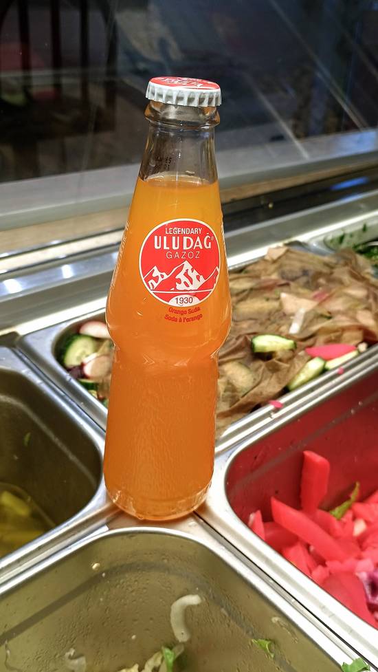 Fanta a l' orange bouteille en verre Gazouz.