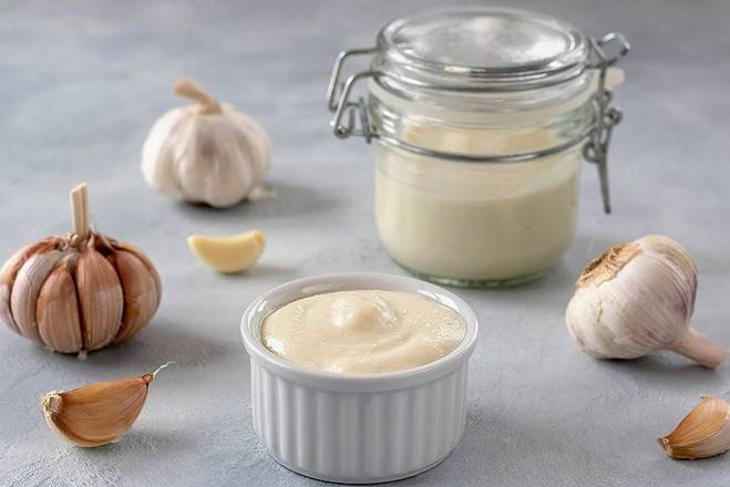Sauce à l'Ail / Garlic Sauce