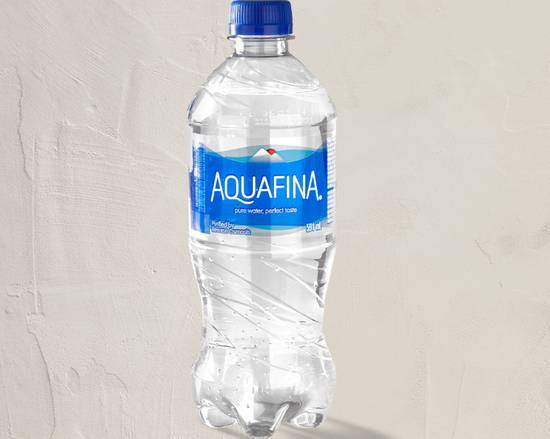 Eau en bouteille (Aquafina)