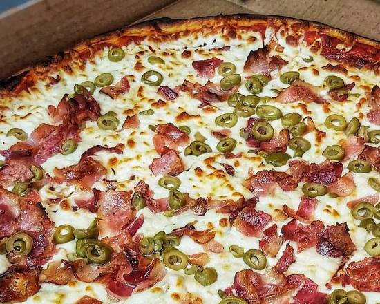 Extra-grande pizza la Québécoise